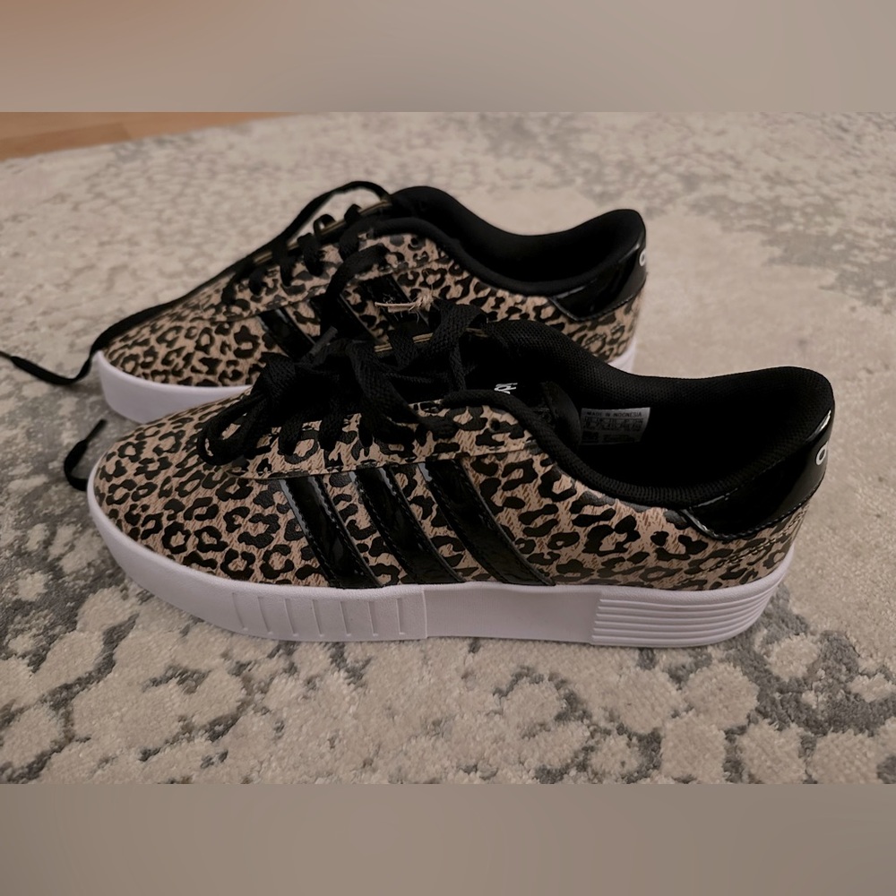 Adidas Court Bold Leopard Women’s Platform Skateboard Shoe - Size 9 - NWT